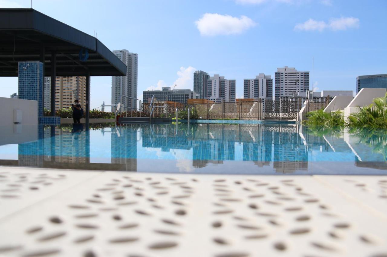 Aqueen Prestige Hotel Jalan Besar Сингапур Экстерьер фото